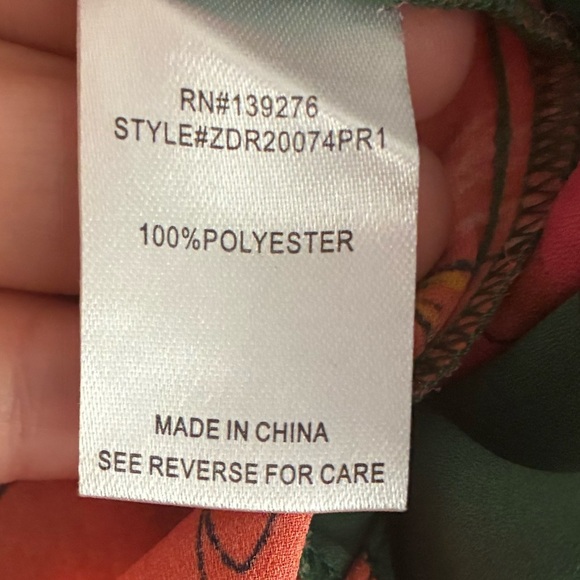 DR2 Green Blouse with Colorful Floral Design L - Picture 8 of 9